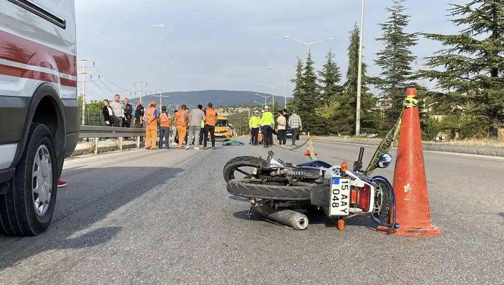 Burdur'da Motosiklet Can Aldı! Ayakkabı Her Şeyi Ortaya Çıkardı! 4